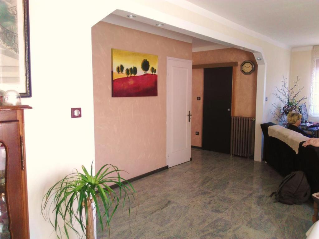Colmar Room,Chambre Privee Chez L'Habitant,Parking Voiture Devant La Maison,Garage Moto Et Velo מראה חיצוני תמונה