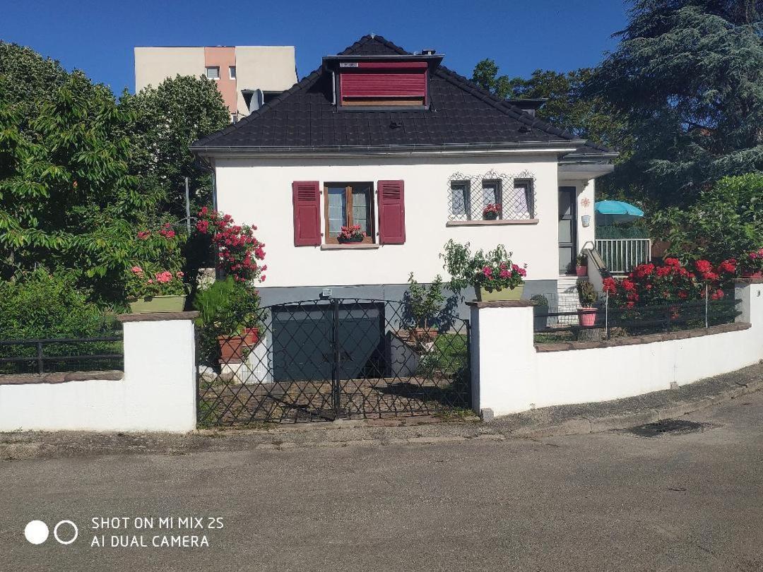 Colmar Room,Chambre Privee Chez L'Habitant,Parking Voiture Devant La Maison,Garage Moto Et Velo מראה חיצוני תמונה